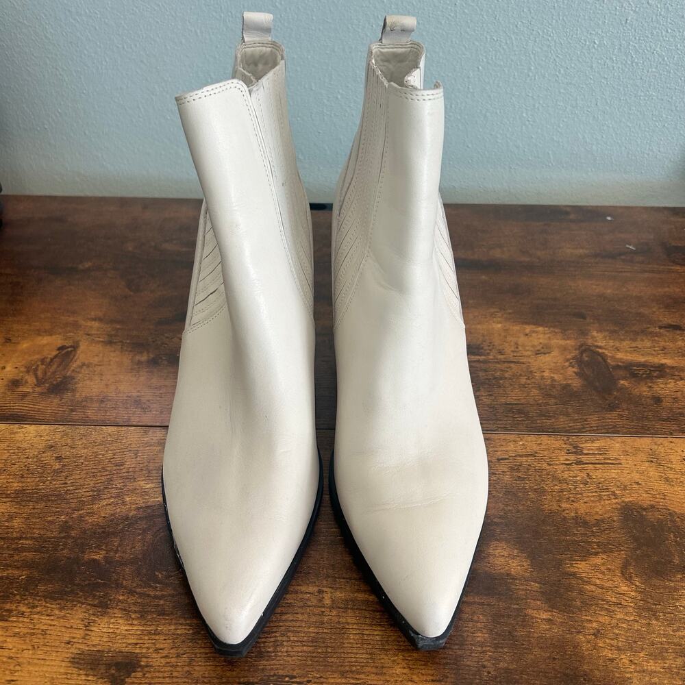 Marc Fisher Western Ankle Boots Leather Heeled Pointed Toe Cream White 11 - Picture 6 of 10